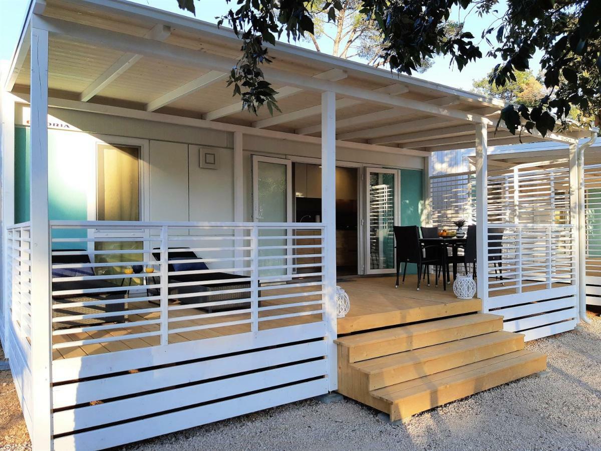Otium Mobile Homes Биоград-на-Мору Экстерьер фото